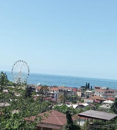 Гостевой Дом В Гагре Gagra Phòng bức ảnh